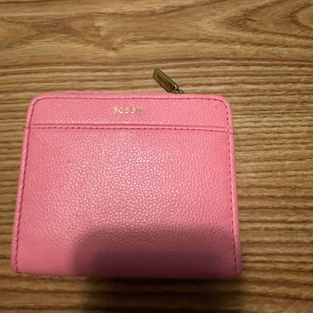 Cute pink small Authentic Fossil wallet!